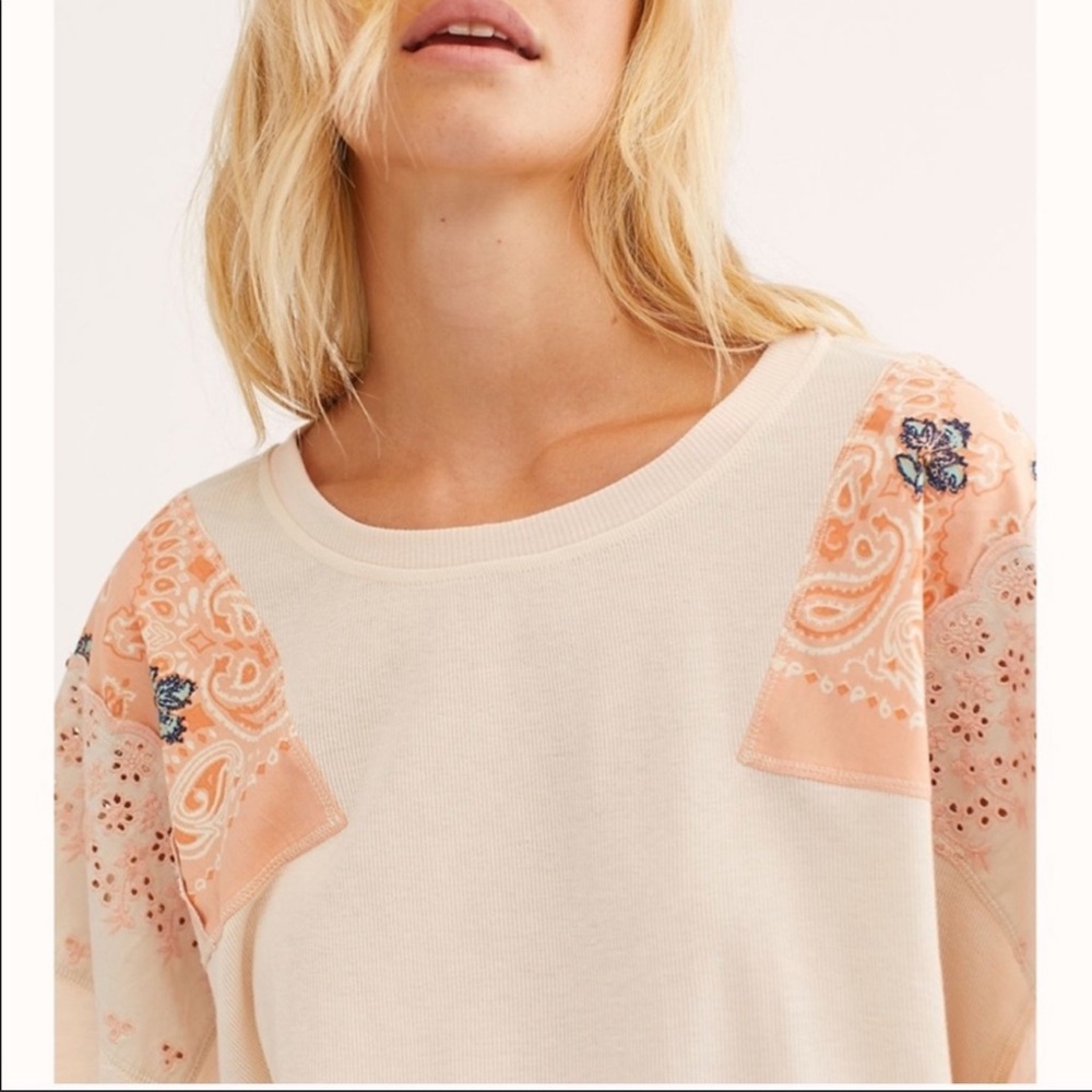Free People - Feelin' It Embroidered Top π - Picture 3 of 5